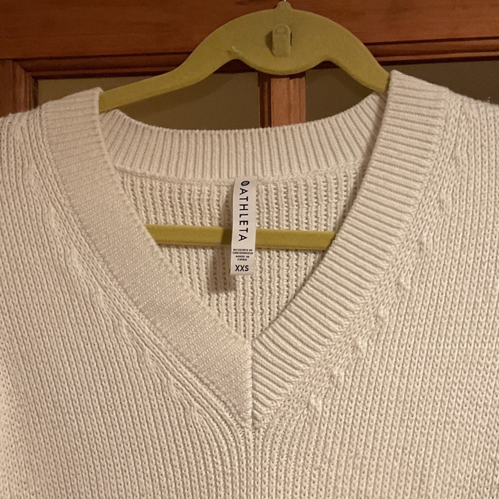 Universal Thread Cream V-Neck Sweater - Picture 3 of 4